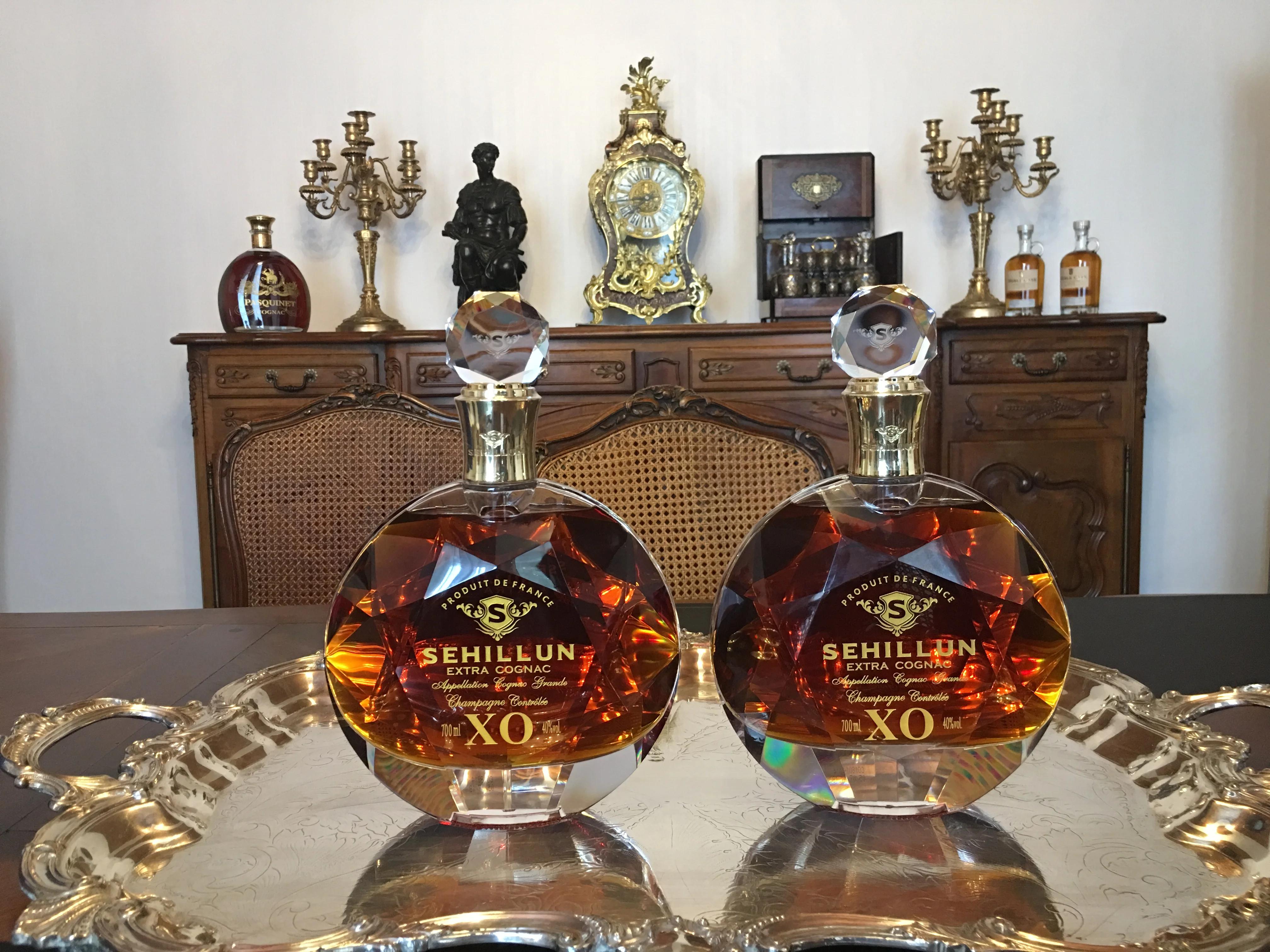 glass bottles spirit  liquor bottle  Tequila  whiskey  brandy  vodka RUM  JIN  700ml glass bottle