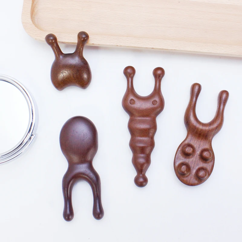 2024 high standard design product China manufacturer ear curettage massager comb facial lift relieve fatigue massager comb