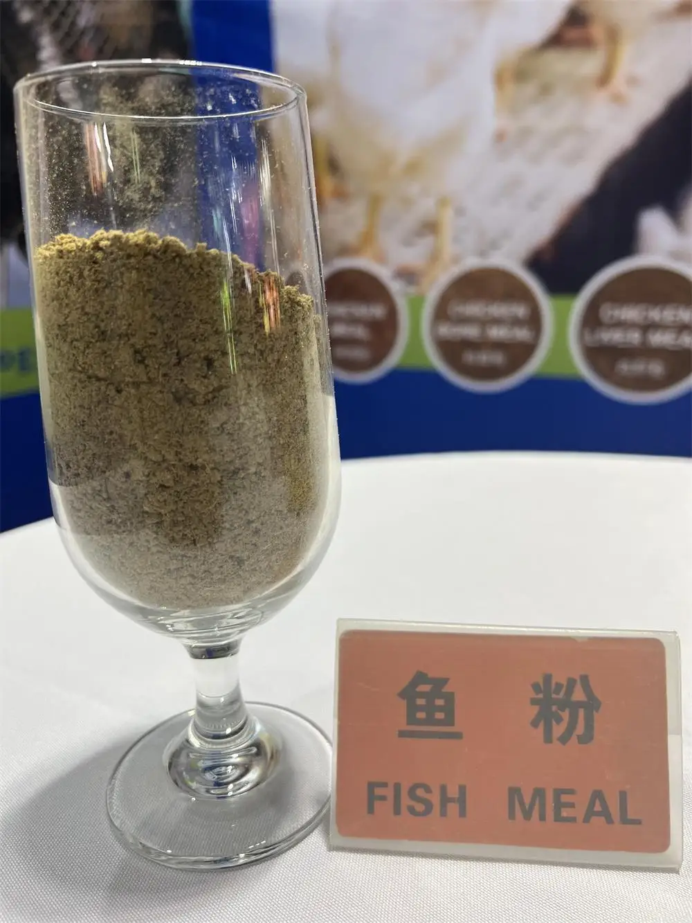 China Factory direct sale price Non-frozen Fish Meal 64% for Poultry Feed