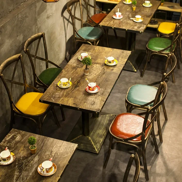 Hot Selling Modern American Industrial Vintage Style Restaurant Coffee Table and Fast Food Metal Cross Back Dining Chairs Set
