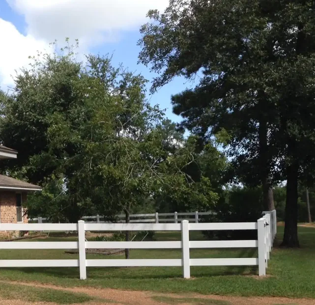 3 Rail vinyl fence PVC horse fence farm ranch fencing