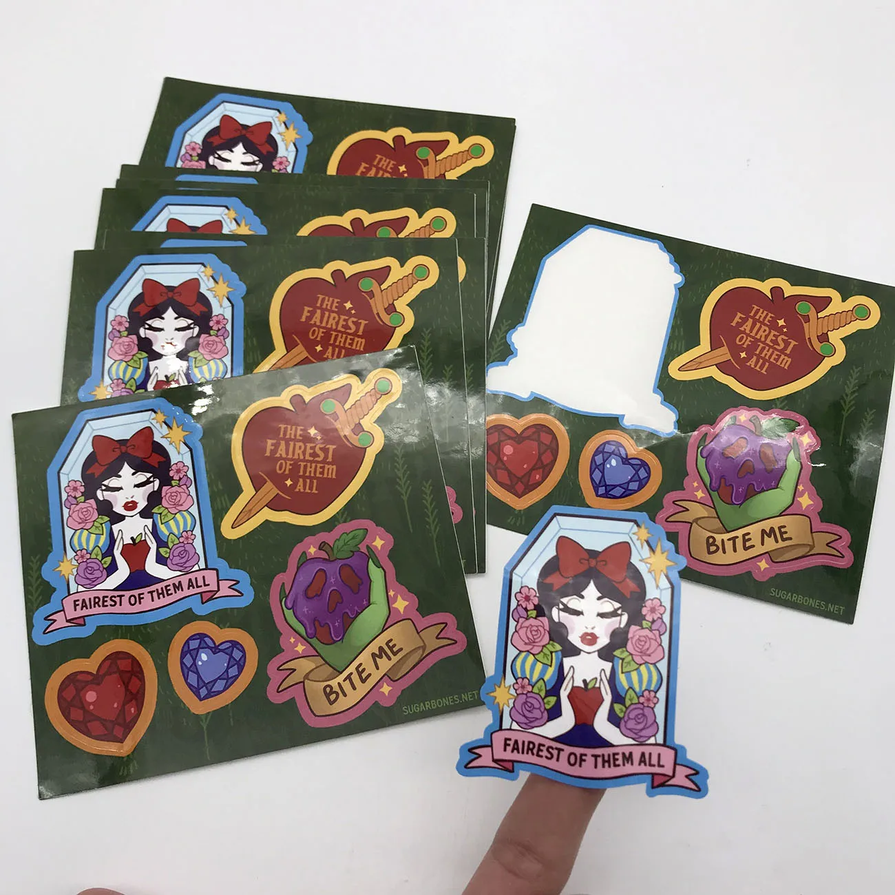 Art Half Self Adhesive Custom Sticker Sheet Printing Vinyl Kiss Cut Cartoon Logo Stickers Low MOQ