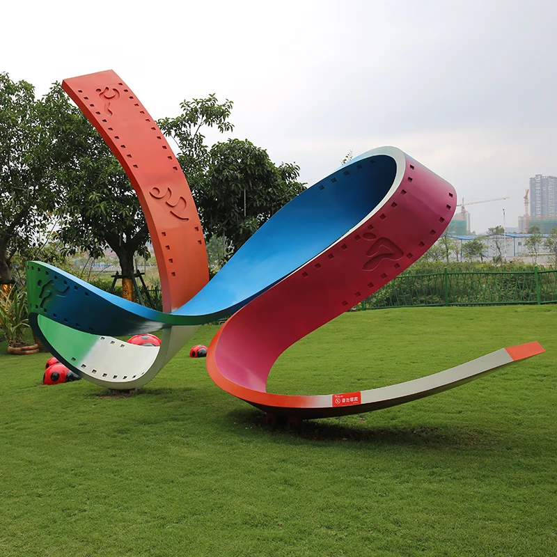 K002 Film band garden ornaments and statues abstract modern decorative metal kinetic resin kinetic sculpture outdoor decoration
