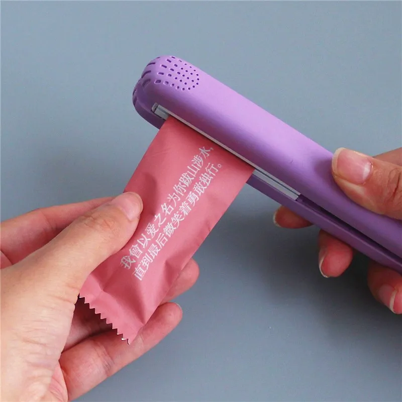 Handheld Mini Portable Heat Sealing Machine Food Vacuum Seal Packing Plastic Impulse Sealer Bag Clips