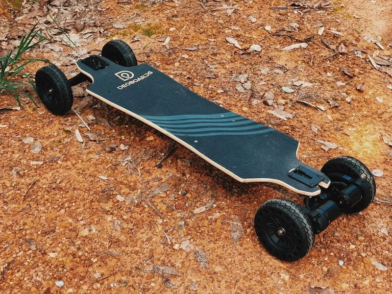 ДРВ Новый GTS-01 Электрический Лонгборд скейтборд высокой проходимости с ременным приводом 10A со от опорных катков и Уличные