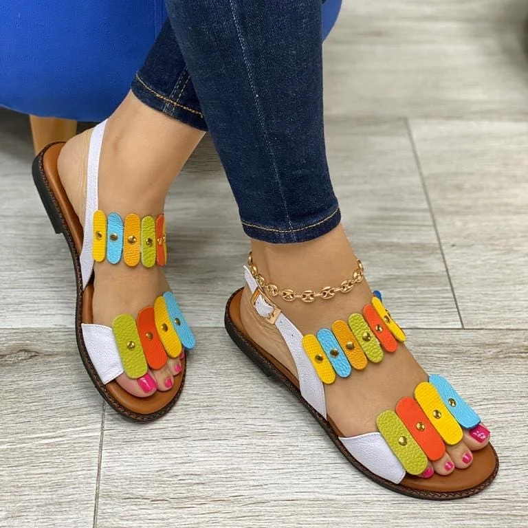 Женские босоножки с заклепками, сандалии на плоской подошве, размеры 40-43, лето 2021