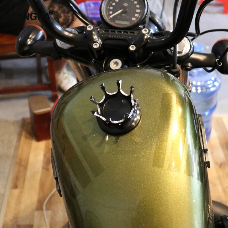 High Quality Motorcycle Gas Fuel Tank Petrol Lock Oil filler cover screw For Harley Touring Dyna Softail Sportser 883 120