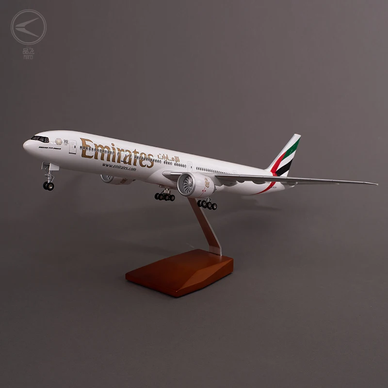  Акция подарок Деловой Подарок Украшение ремесло Модель самолета Boeing777-300ER авиакомпания Emirates весы 1/157 размеры 47