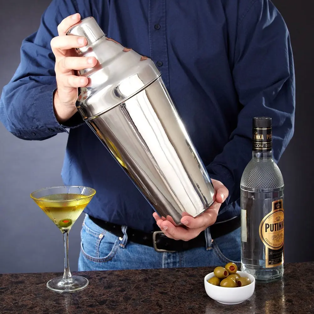 Custom Logo Barware Tool Martini Bar Shaker 1.8L Stainless Steel 3 Piece Large Cocktail Shaker with Built-in Strainer