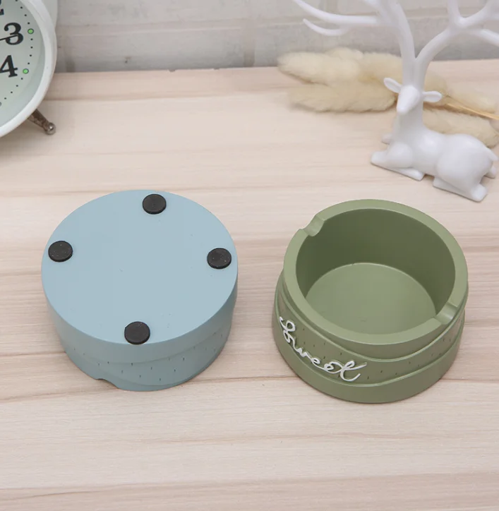 
Ashtray living room home furnishings resin crafts car decoration 