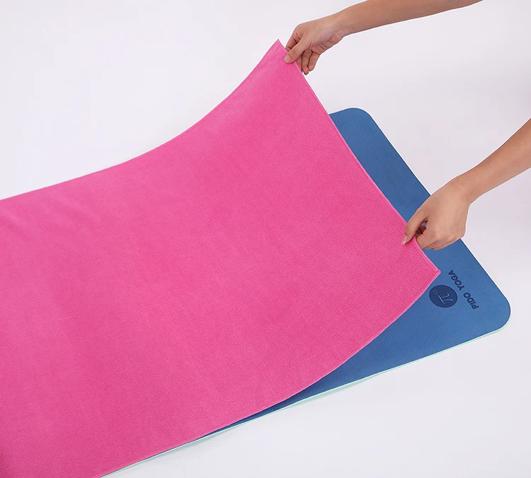 2020 Spring Summer New Yoga Towel Suitable For Home Travel Yoga Sports Non Slip Silicone Bead Coated Microfiber Yoga Mat Towel