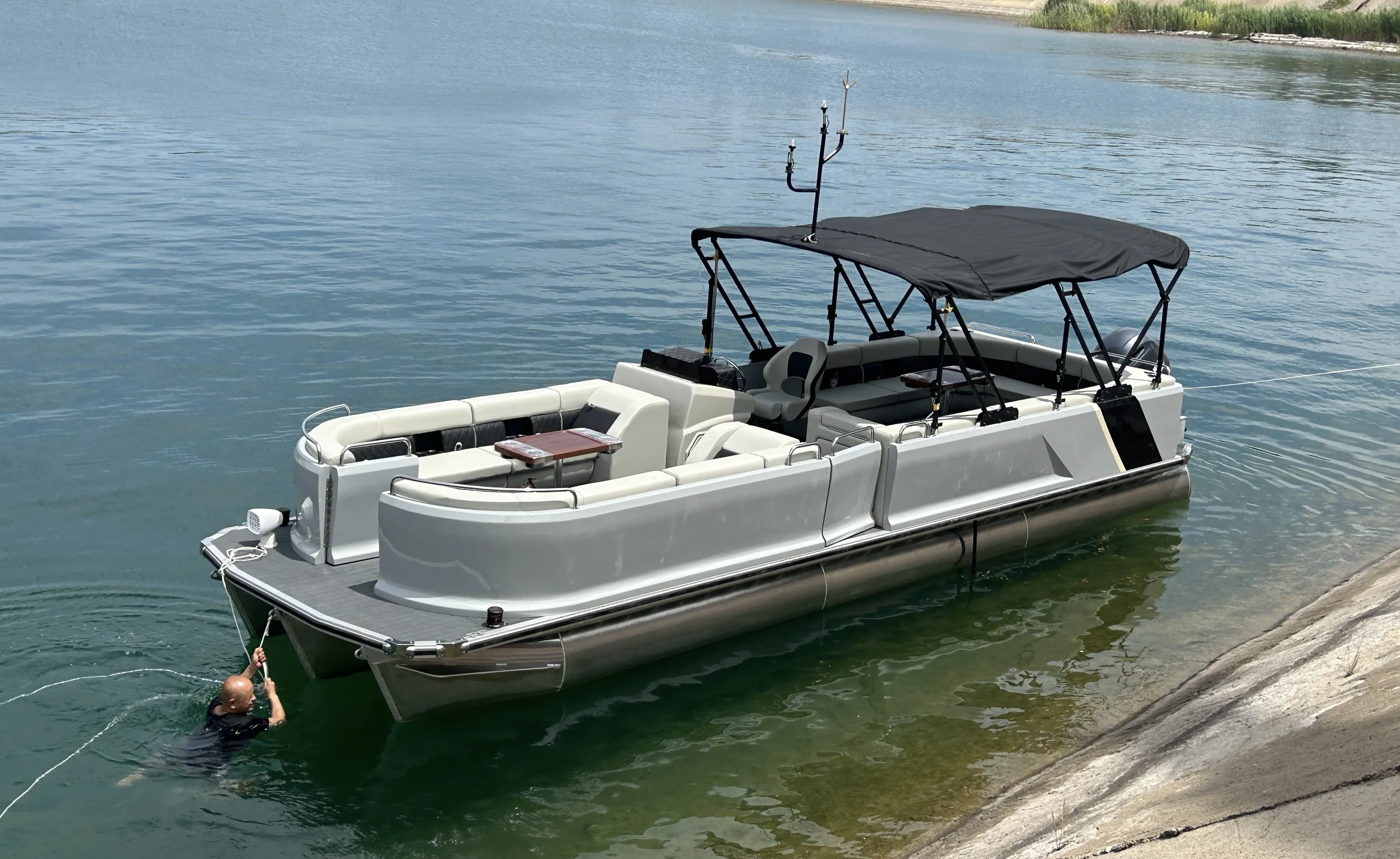 30FT 9M CE Certified Luxury Fiberglass Passenger Ship Tritoon Pontoon boat for sale