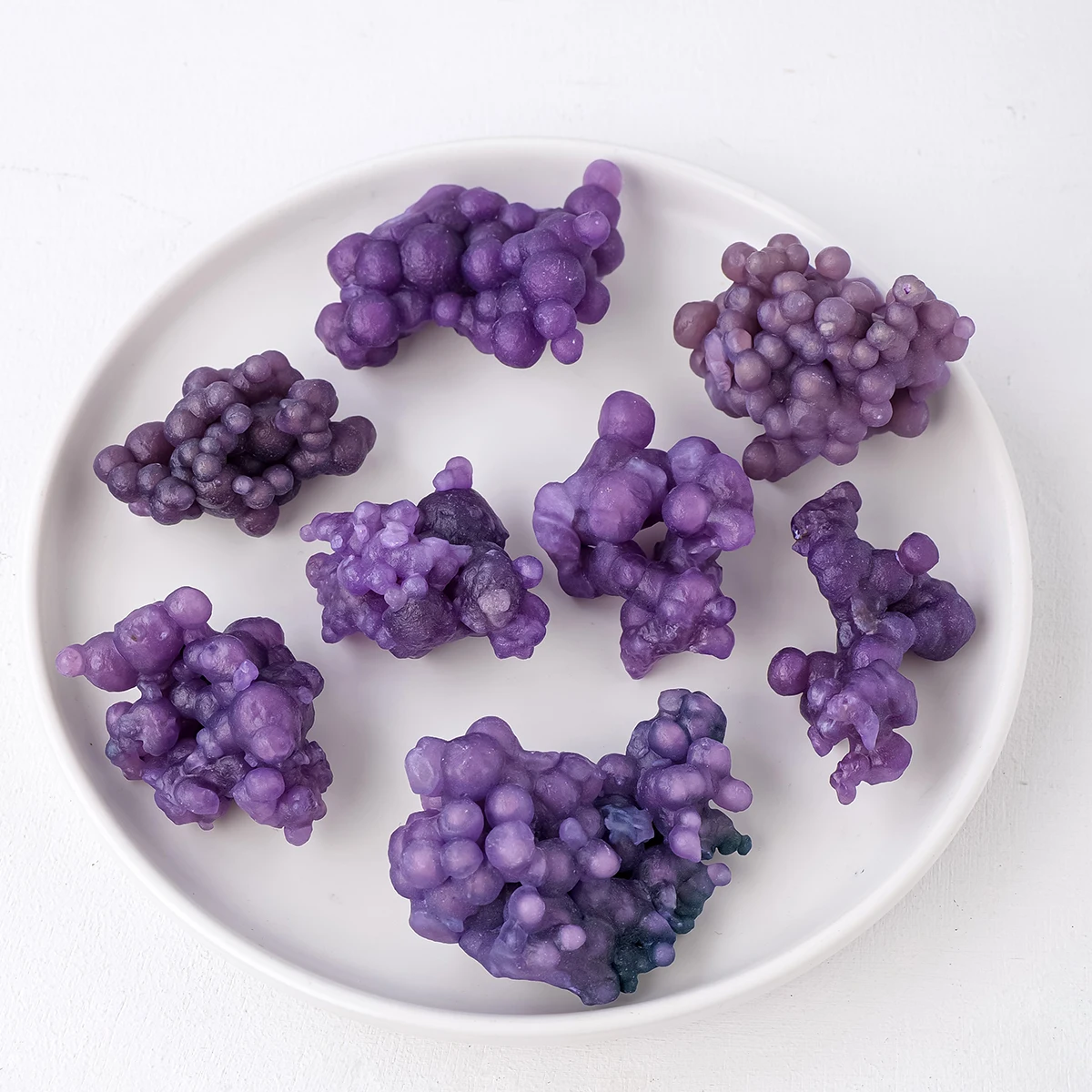 Wholesale natural crystal high quality grape agate rough stone for decoration