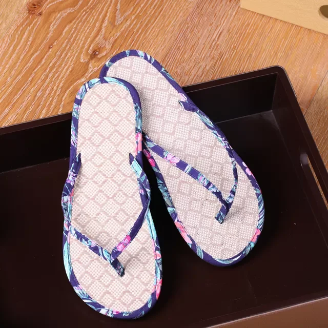 2022 Fashion Summer Sugar colored Rubber Sole Slides Slippers Sandals Flip Flops