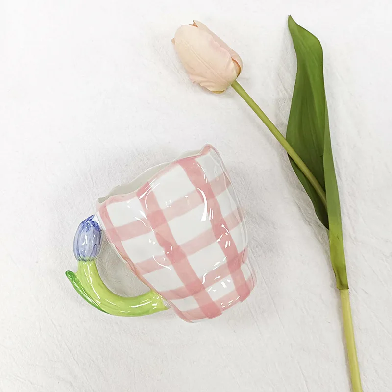 Larix Ceramic Mug and Plate Hand Made Embossed Ceramic Tulip Mug 3D Hand-painted Ceramic Lattice Coffee Cups Tableware