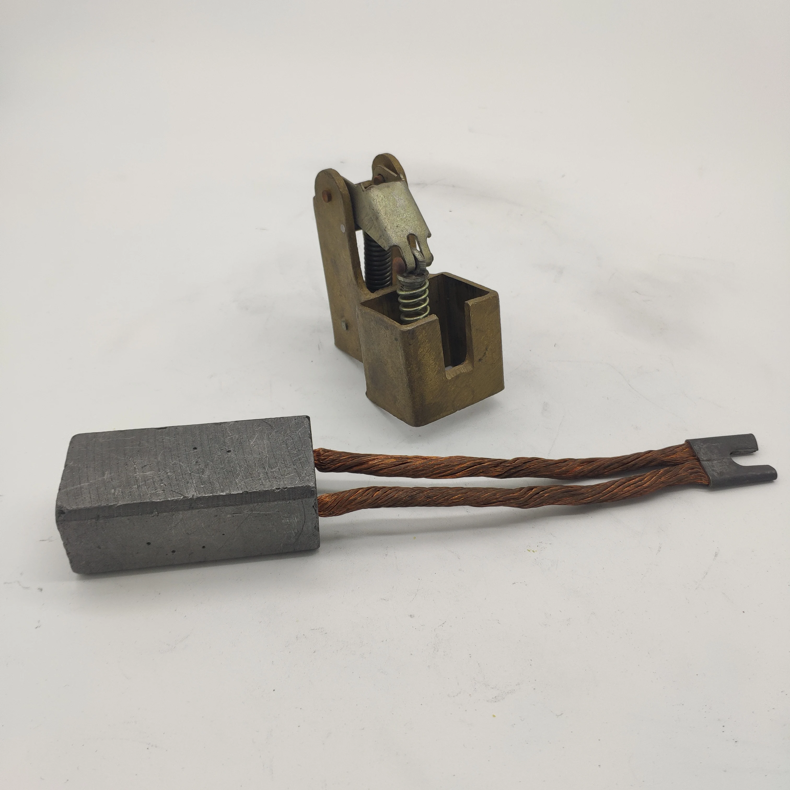 High quality high copper D374N DC motor carbon brushes for electric motor