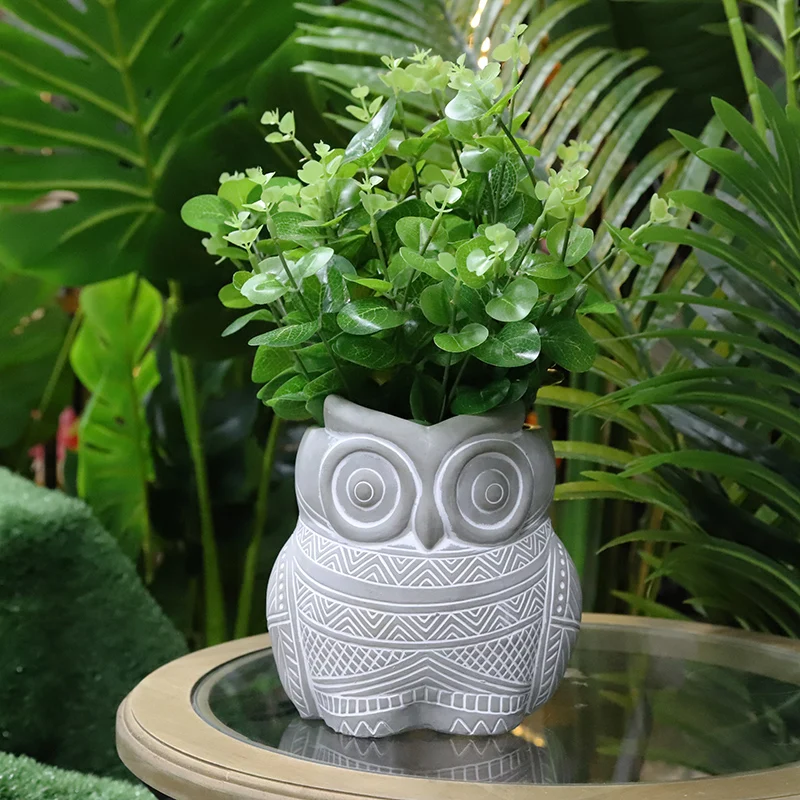 Redeco OEM Nordic Cement Flower Pot Concrete Indoor Cute Owl shaped Flower Pots & Planters For Garden Decor