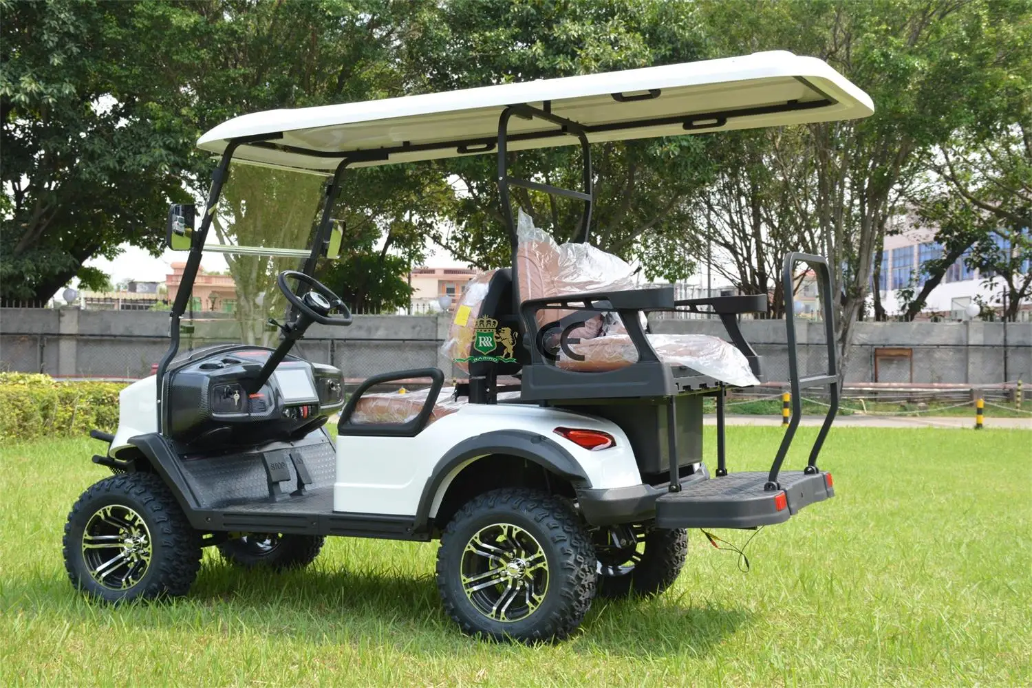 2 + электрическая подъемная тележка для гольфа 4 Пассажира мини-полезная машина цена