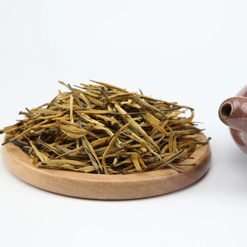 Большой лист золотая игла Юньнань дянь Hong черный чай