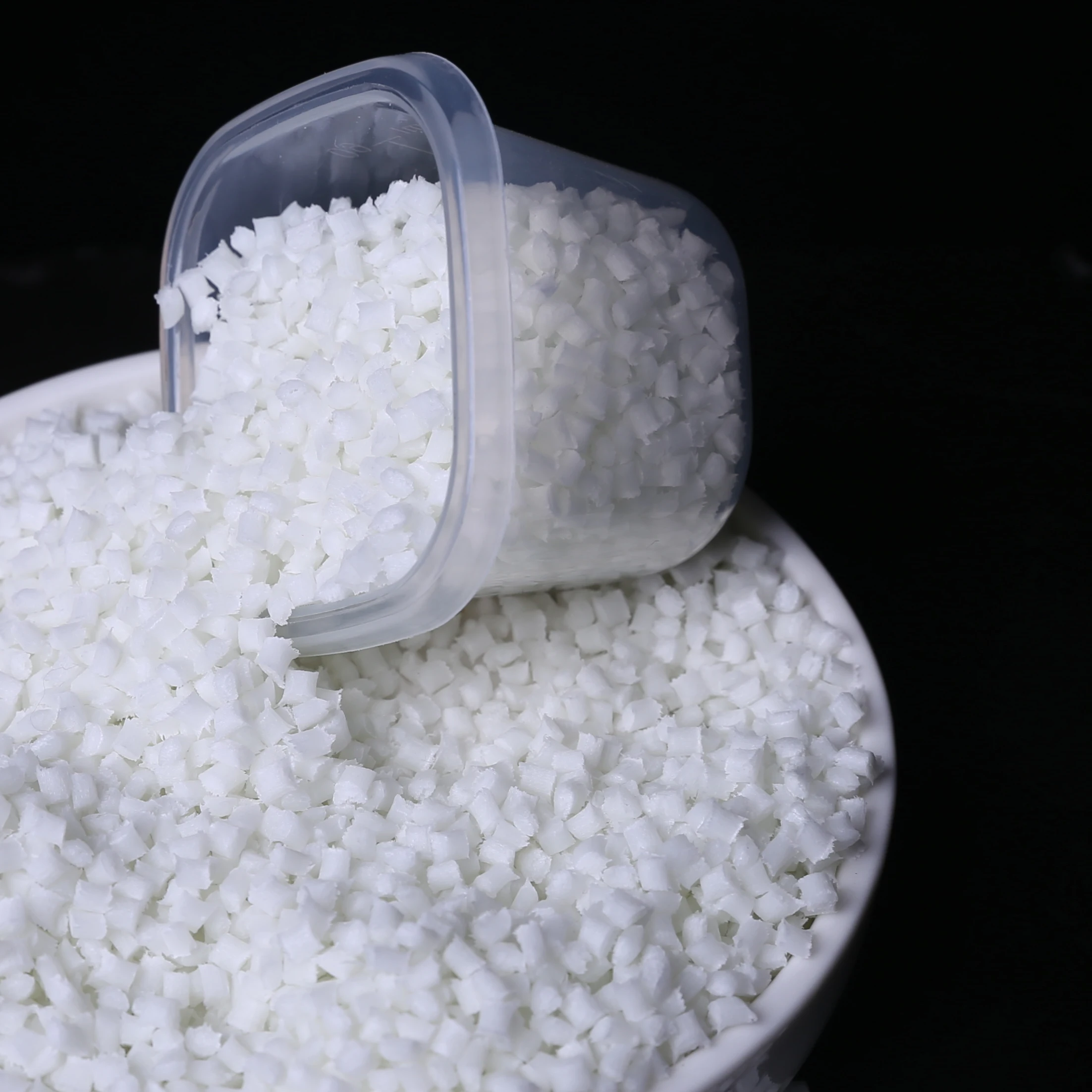 PA6+GF15% Polyamide Plastic Raw Materials Injection Grade Virgin Nylon pa6 15gf PA66 plastic raw materials for engine