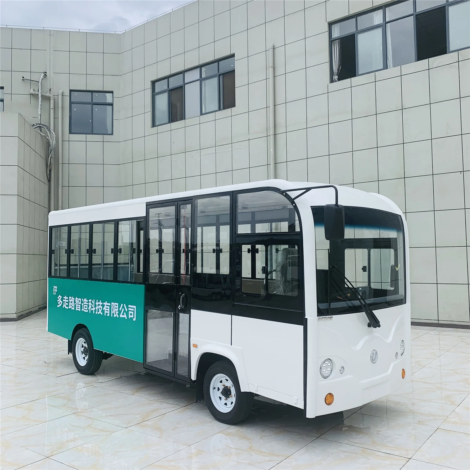 Famous brand 22 seats school bus tourist bus for sale