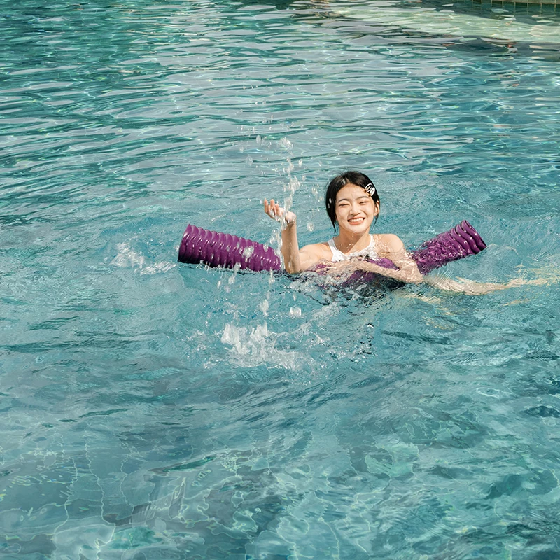 HongWo Manufacture Custom Soft NBR Foam Durable Unsinkable Float Noodle Floating Swimming Wholesale Swimming Equipment