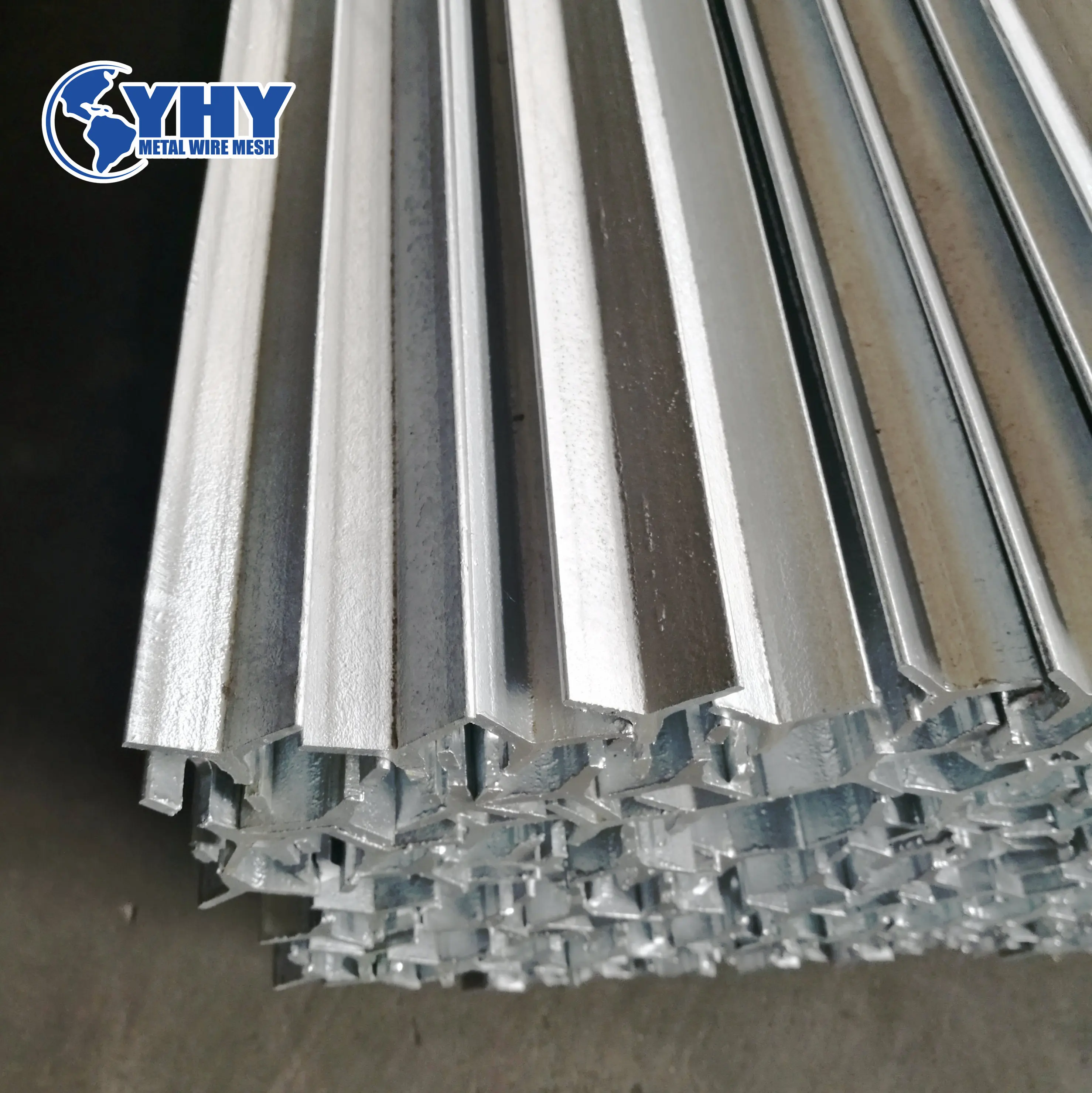 1.58kg/m *1.35m Height  Easy to Install Australian Style  Galvanized  Y post Star Picket in Stock and Ready for Ship