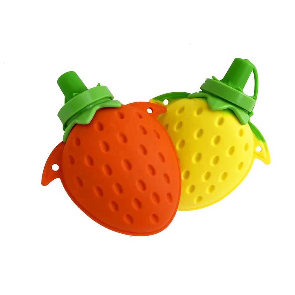 Dragon SV029 Wholesale Eco-Friendly Food Grade Silicone Kids Drink Water Bottle Lovely Strawberry shape