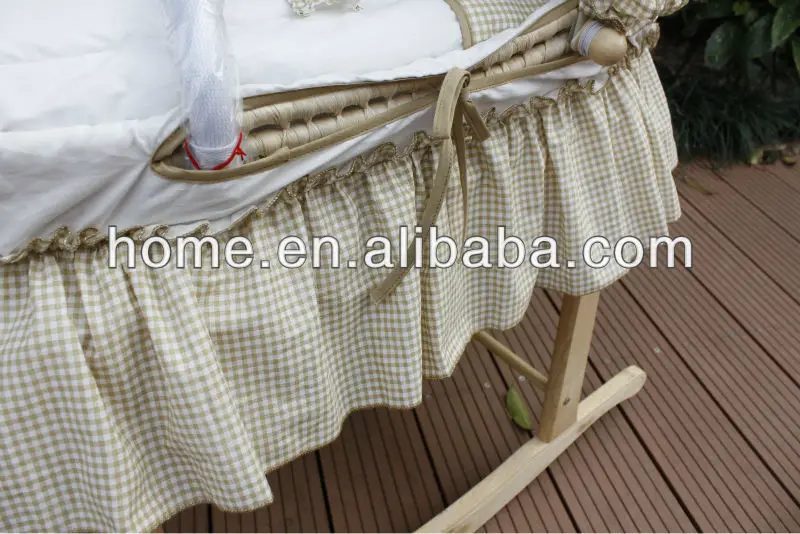 Красочный набор корзин для младенцев с различным дизайном