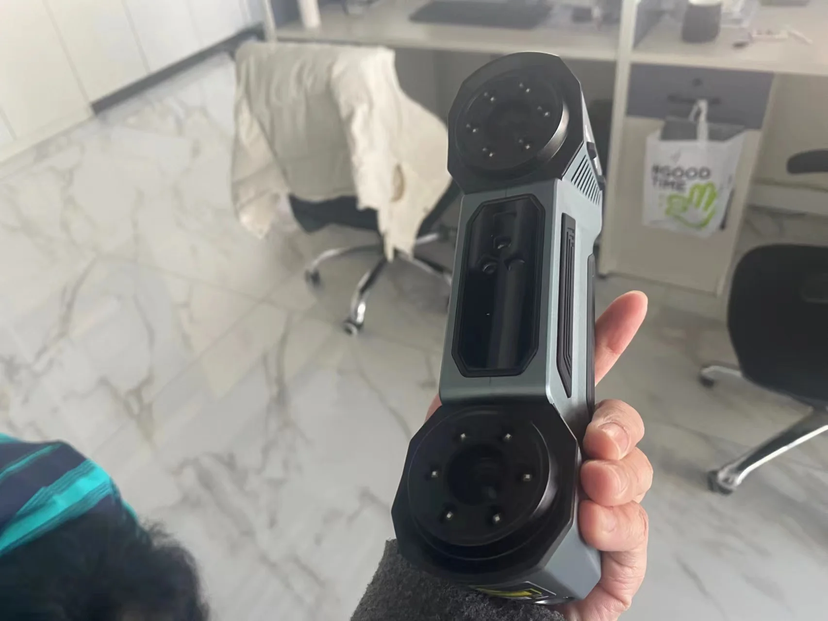 Professional Automotive Car Diagnostic Industrial 3d Laser Scanner High Precision Handheld Freescan Combo 3d Scanner for Sale