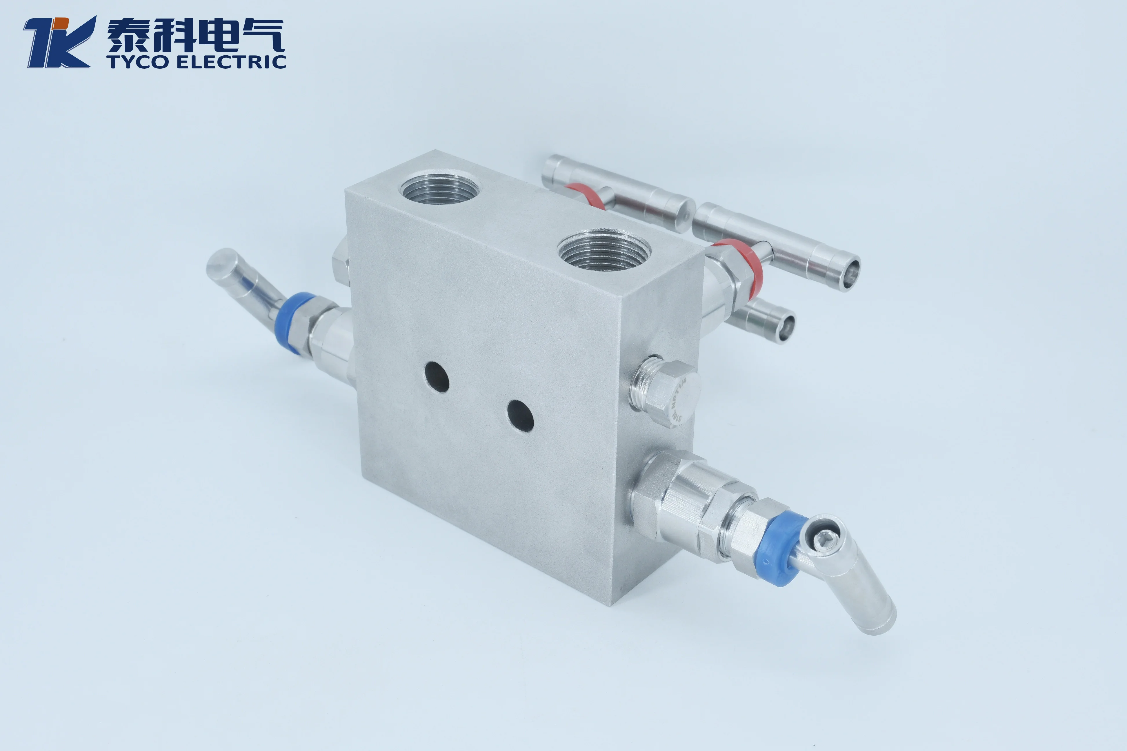 Different Pressure Transmitter DPT Direct Mounting Flange 1/2 NPT 6.4MPa Stainless steel Five 5 Valve Manifolds