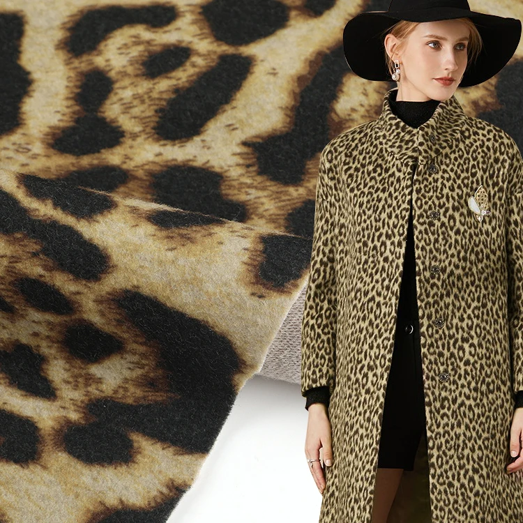 Wholesale 30% recycled polyester 58% polyester 12% viscose knit brushed leopard print velour fabric