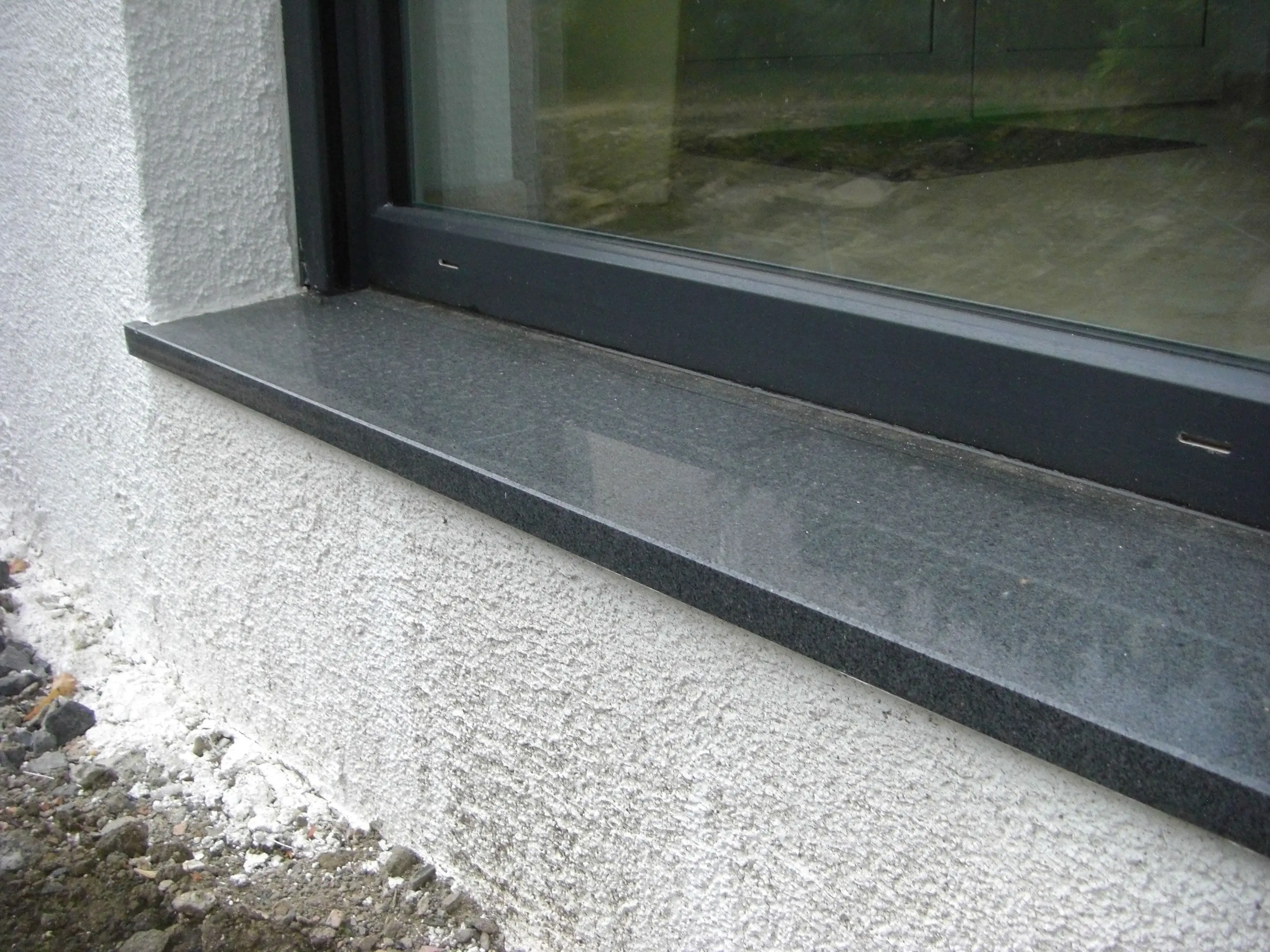 G654 Dark Grey Granite Watertable Sills Window Sills With Drill Cut