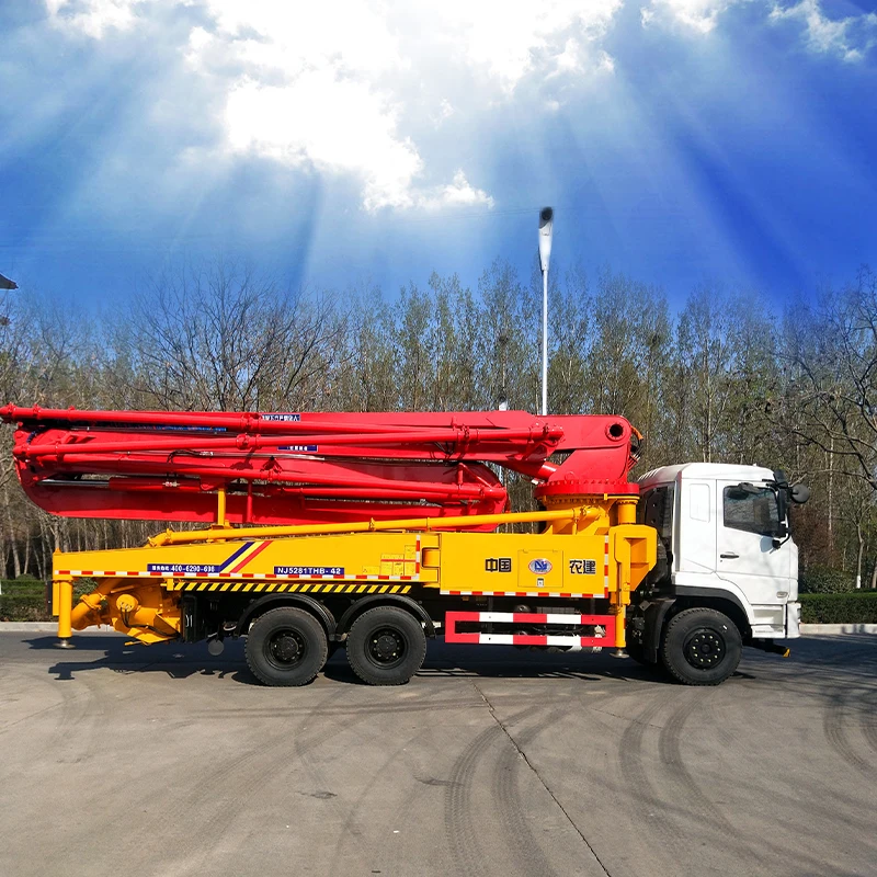 Dongfeng chassis 5-section boom NationalV IV Emission Standards 25 tons 42m 160-220mm Slump concrete mixer truck pump