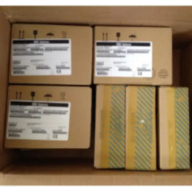 Storage Storwize 01CX807 Internal 1.92TB 12GB SAS 2.5 inch Read Intensive Flash Solid State Drive 01CX807 SAS SSD