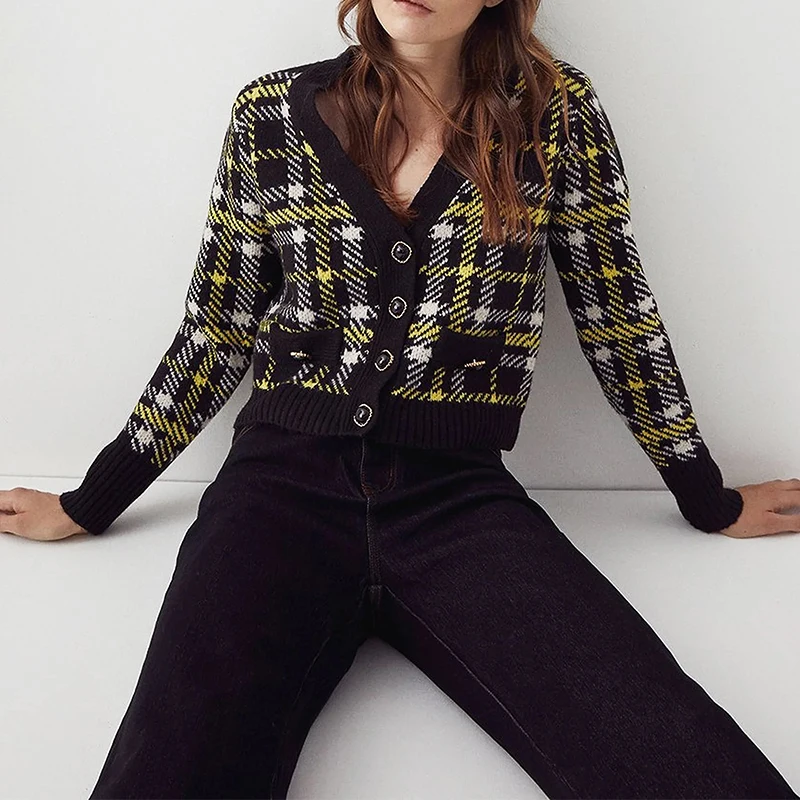 Jacquard Plaid Sweaters Women Fashion Clothes Styles High Quality V Neck OEM Knitted Sweater Cardigan Jacket For Woman