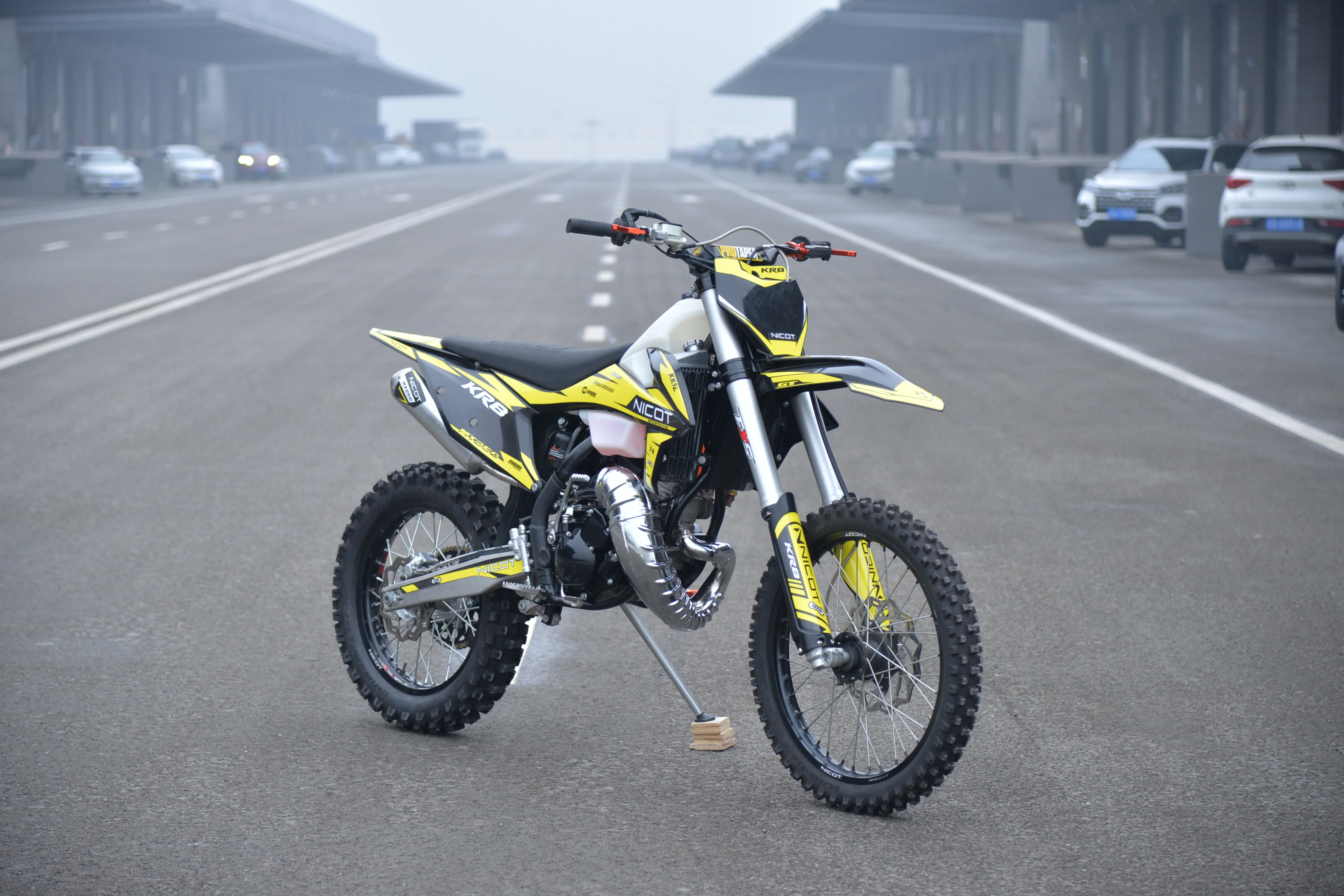 Никот 2022 новый 2-х тактный Байк 250CC внедорожный мотоцикл водяное охлаждение двигателя для мотокросса
