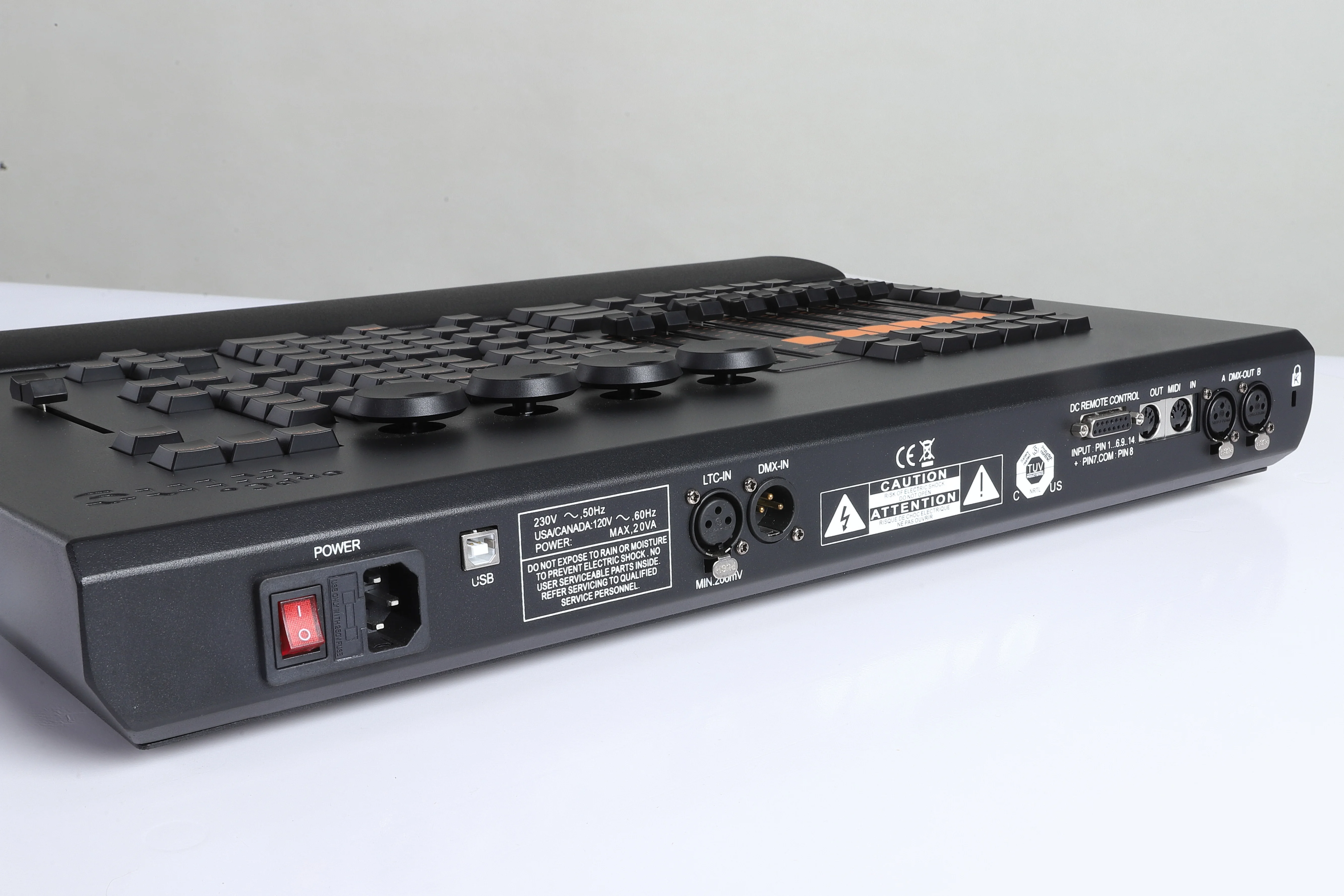 RGB backlight electric push rod Crack 256 domains Professional stage light controller M2 system command fader wing dmx console