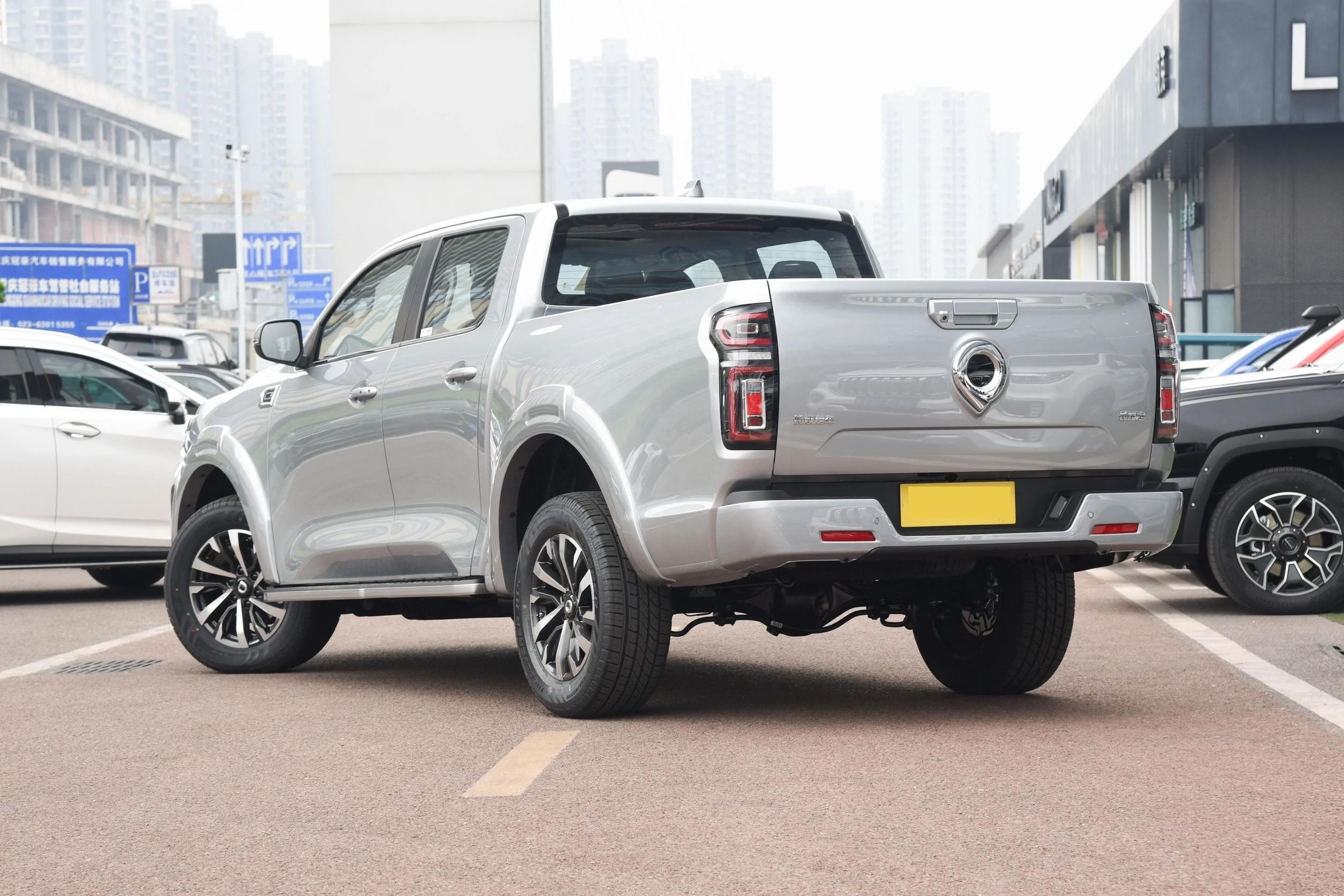 Великий настенный дизельный 2 0 т 2wd 4wd четырехколесный грузовик GWM Poer 4x2 4x4 Новый пикап масляный автомобиль
