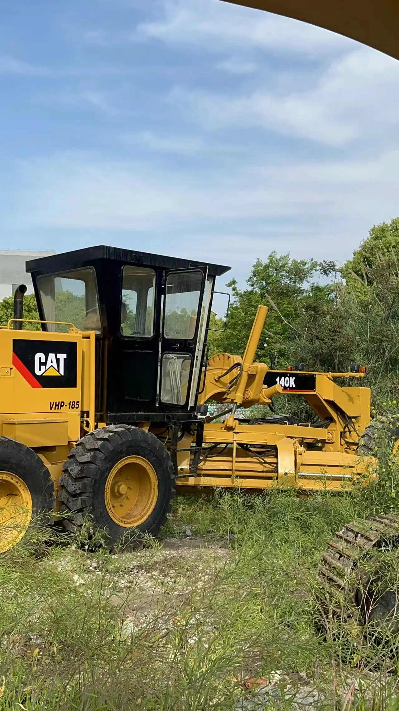 Низкая цена Подержанный грейдер Caterpillar CAT 140K продажа подержанных грейдеров caterpillar в Шанхае