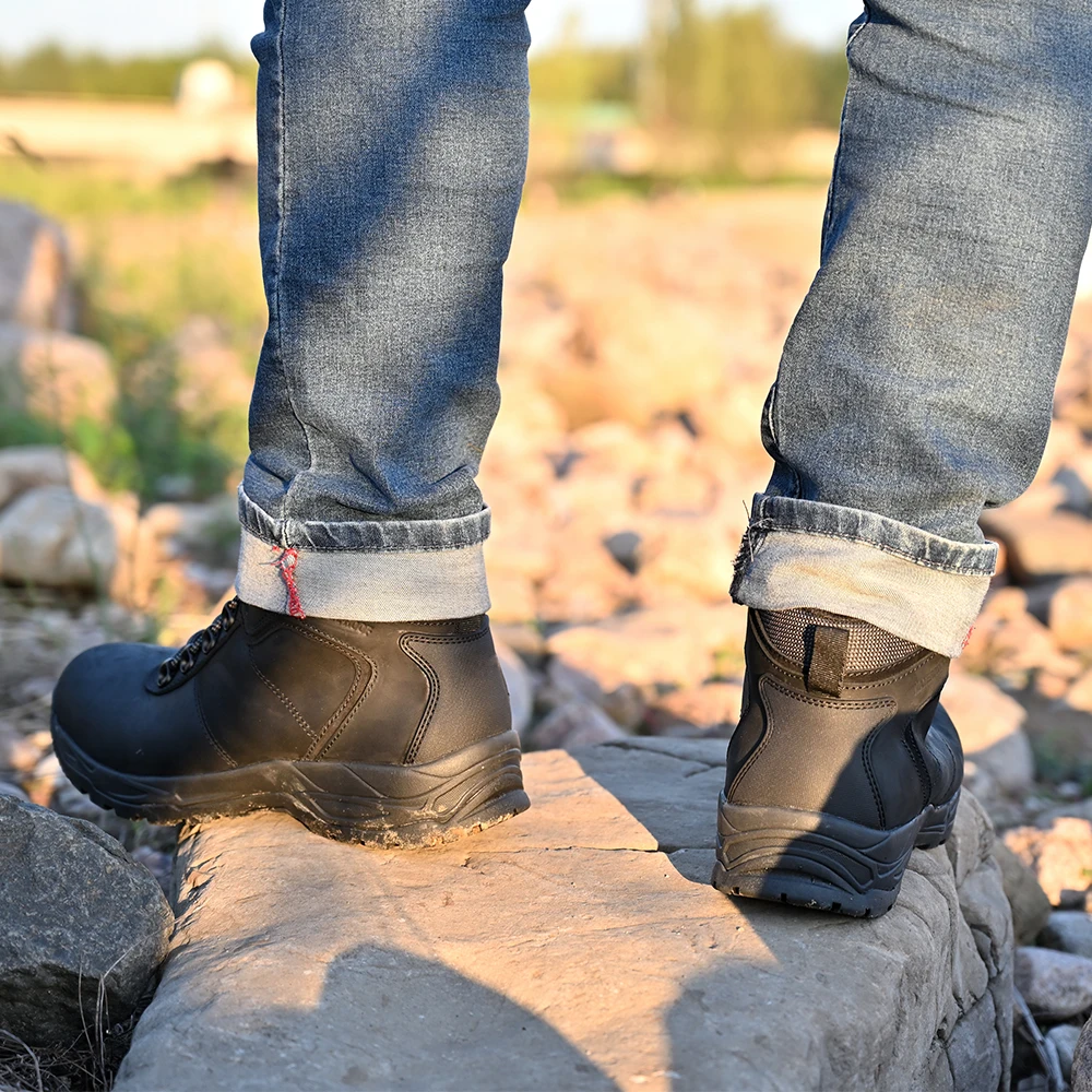 Hiking Shoes Water Proof Genuine Leather Hunting Boots EVA + Rubber Sole Mountain Climbing Sneaker Safety Shoes For Men