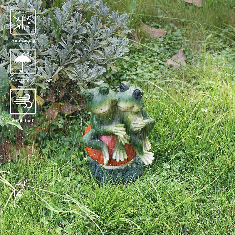Frog Garden Statues Outdoor Decor Resin Couple Frogs Sitting on Mushroom Statue Waterproof Outside Frog Figurines