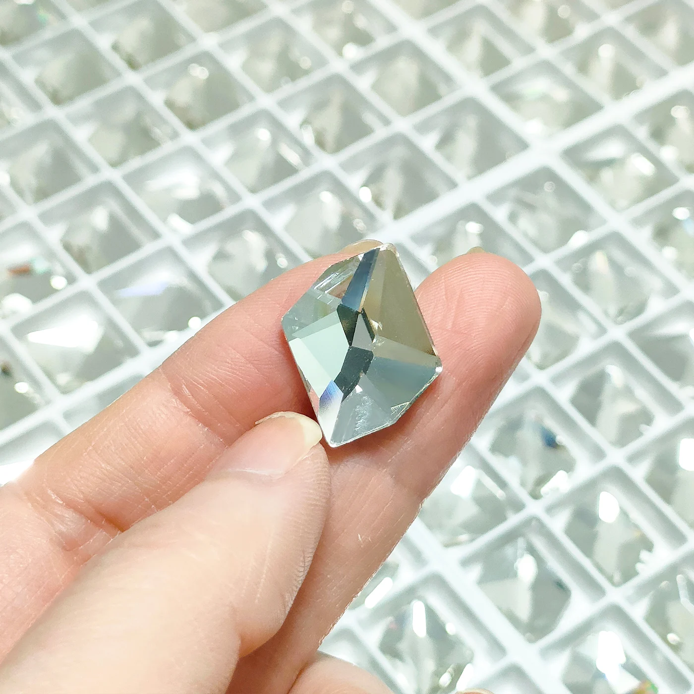 Cosmic FlatBack Bevel Stone Glass Crystal AB Flat Back Coloful Rhinestones Buttons for Bouquet Rhinestones