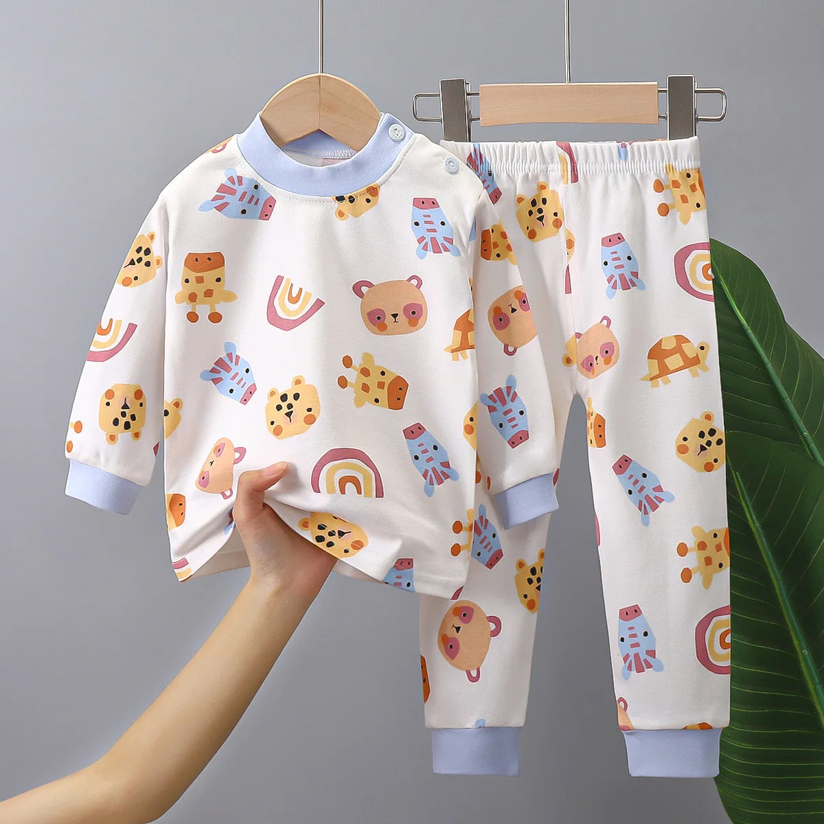 2024 100% Cotton New Cartoon Boys Pajamas Sleepwear 2pcs Pjs Set Soft Children Kids Pajamas Sets Winter Baby Clothes Set