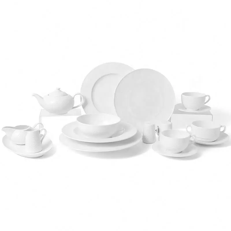 Wedding Decorative Bone China Modern Porcelain Dinner Set Fashionable  Plate And Bowls