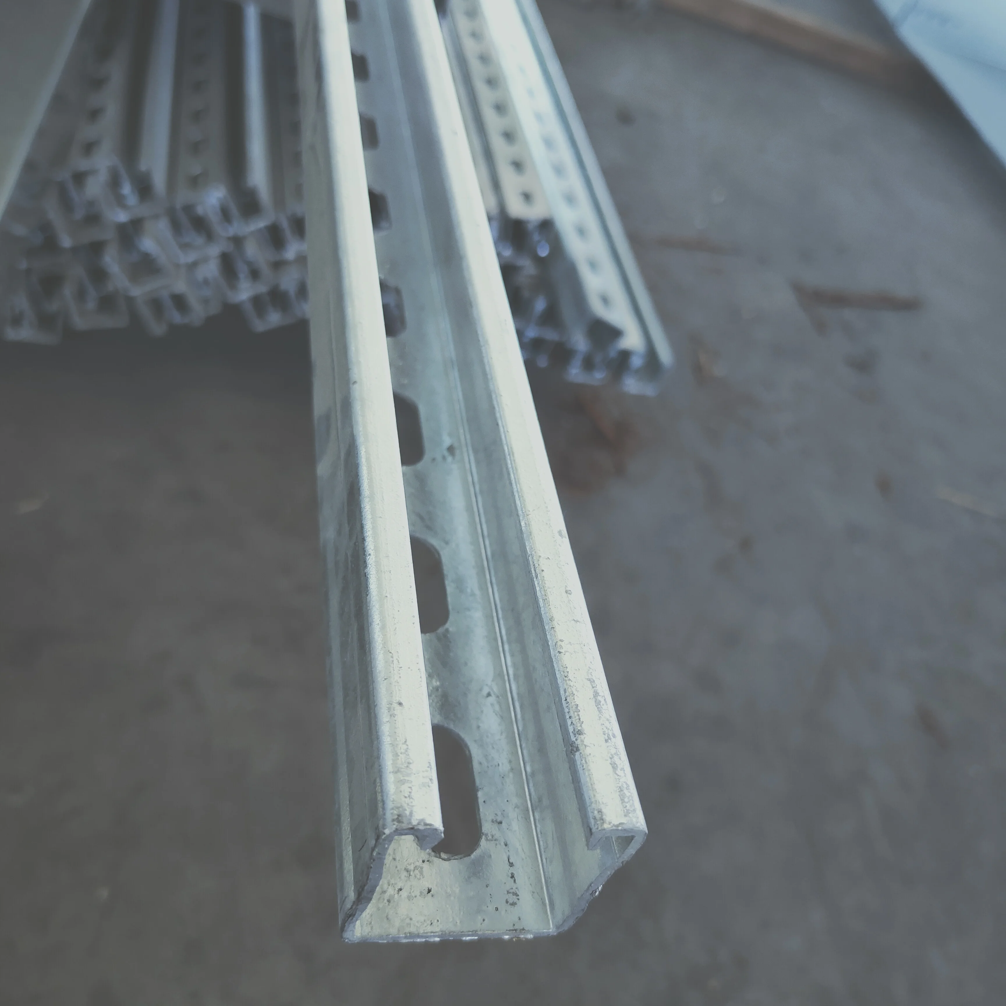 Low Price Customized Seismic Bracket C Shape Construction Material Structural Metal Building Steel C Channel