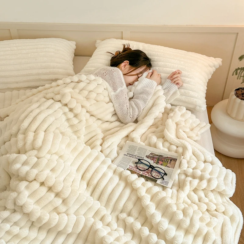 New Artificial Rabbit Plush Autumn Warm Blankets for Beds Soft Coral Fleece Sofa Throw Blanket Comfortable Thicken Bed Sheet