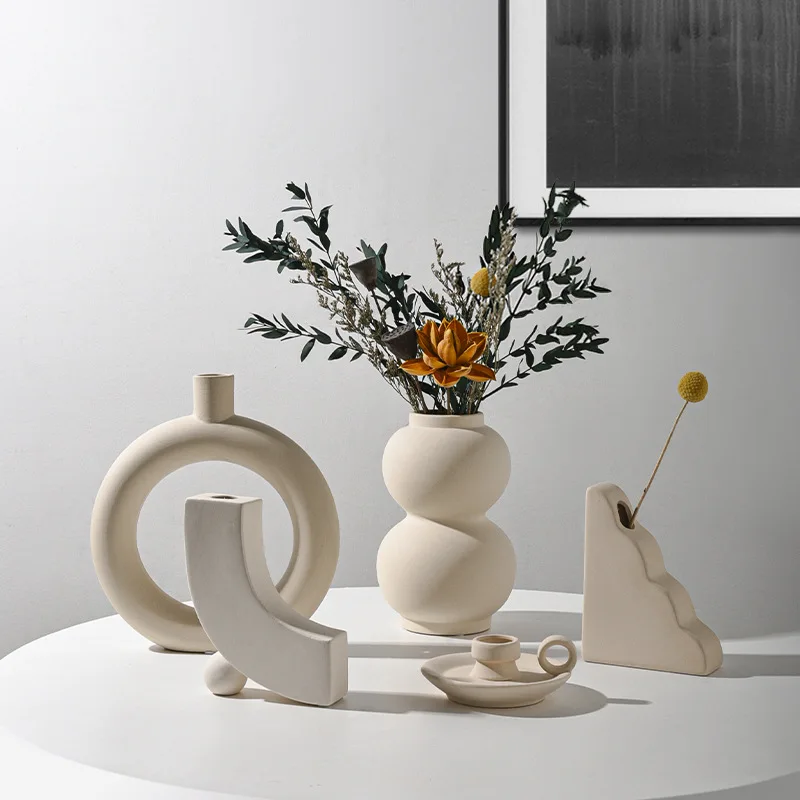 Geometric shaped ceramic vase in Bohemian style for home decoration, suitable for living room decoration vases