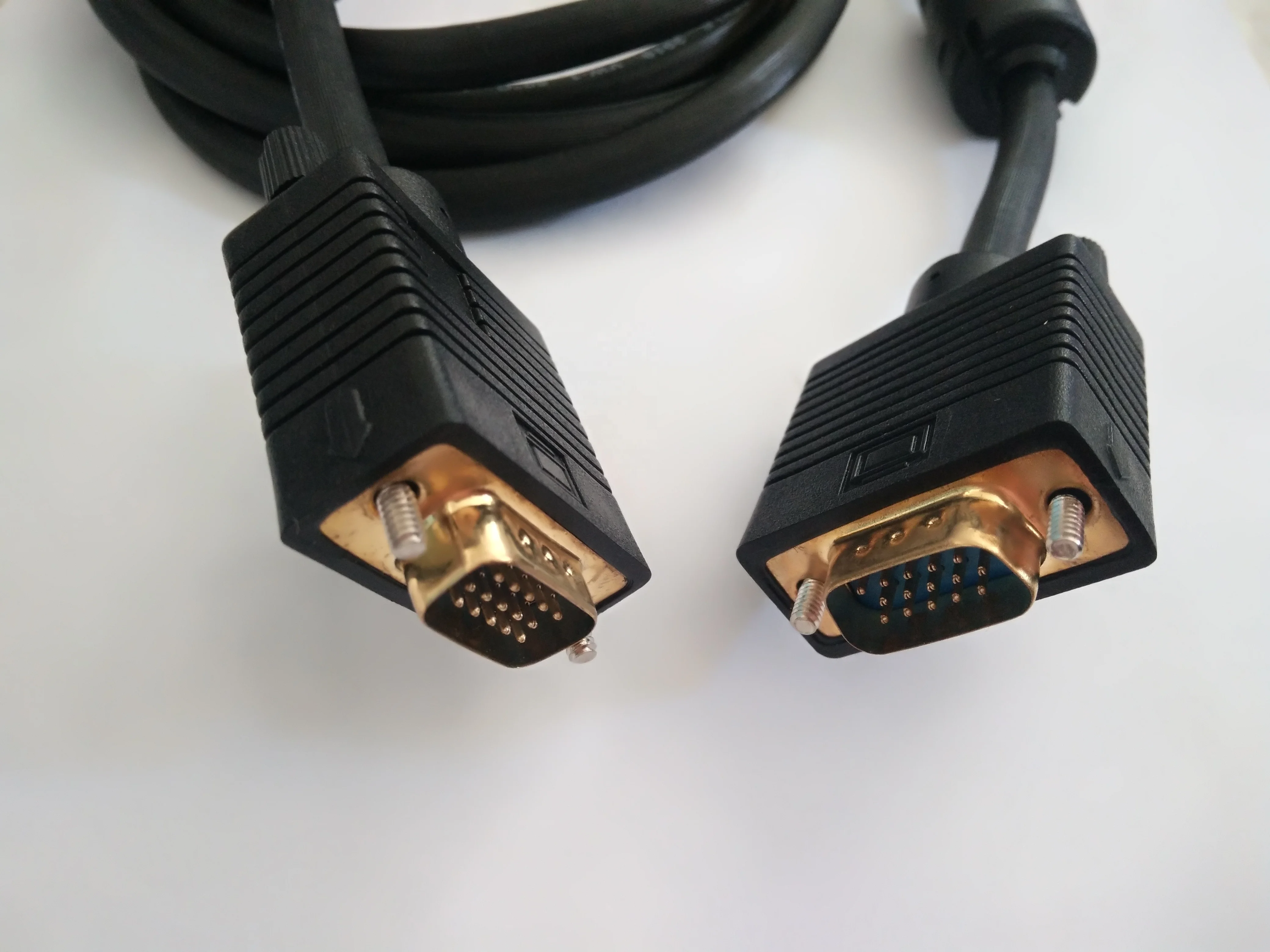 LSM011 VGA CABLE HDB15M/15F CABLE W/FERRITE GOLD PLATED