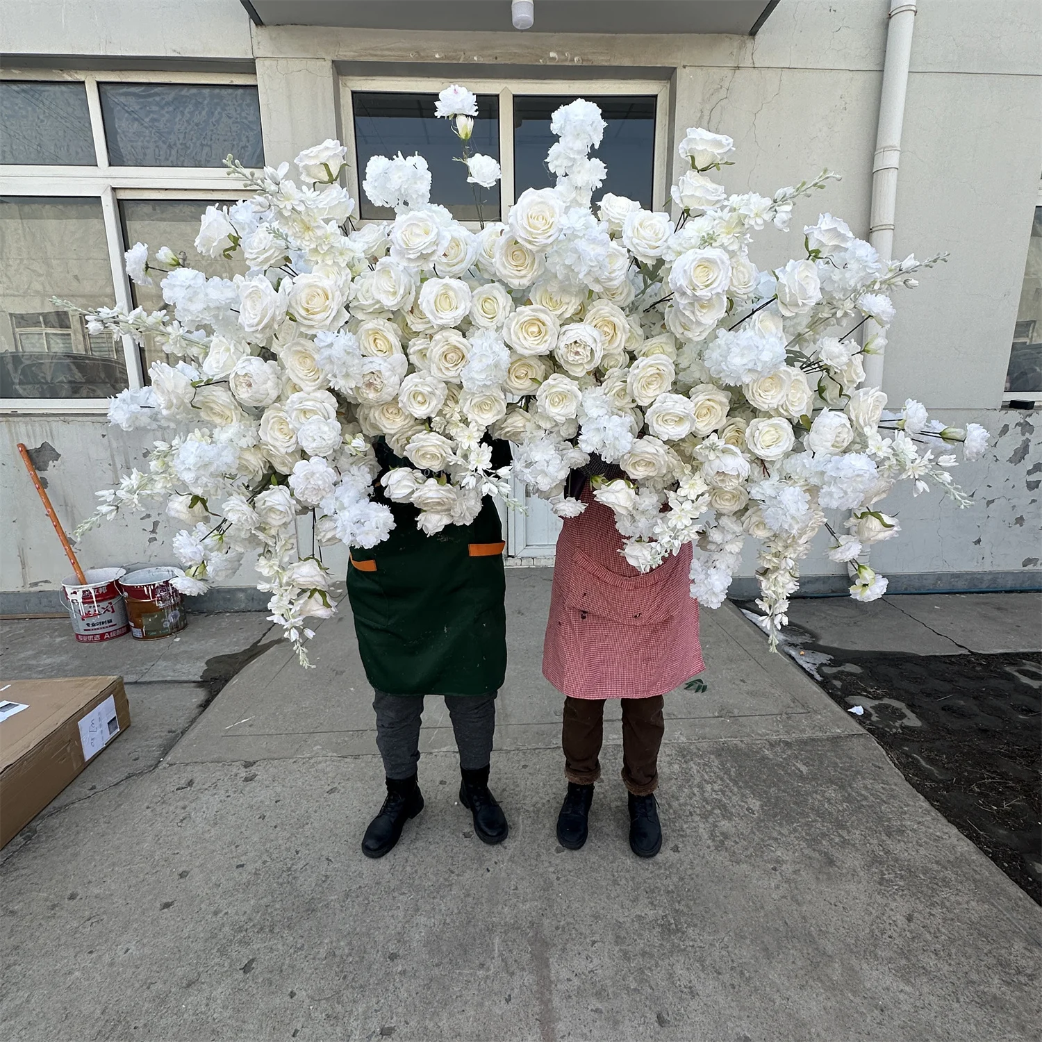 IFG Beautiful and Natural Artificial Wedding Flower Arch White Roses Fabric Backdrop